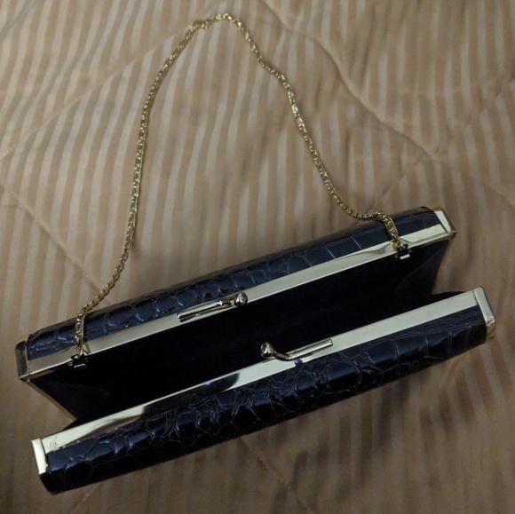 Sasha, Black snake-like skin clutch - Picture 6 of 7